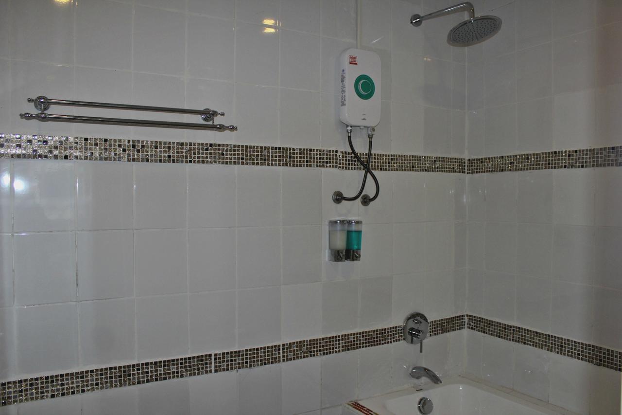 Everest Boutique Hotel 曼谷 外观 照片