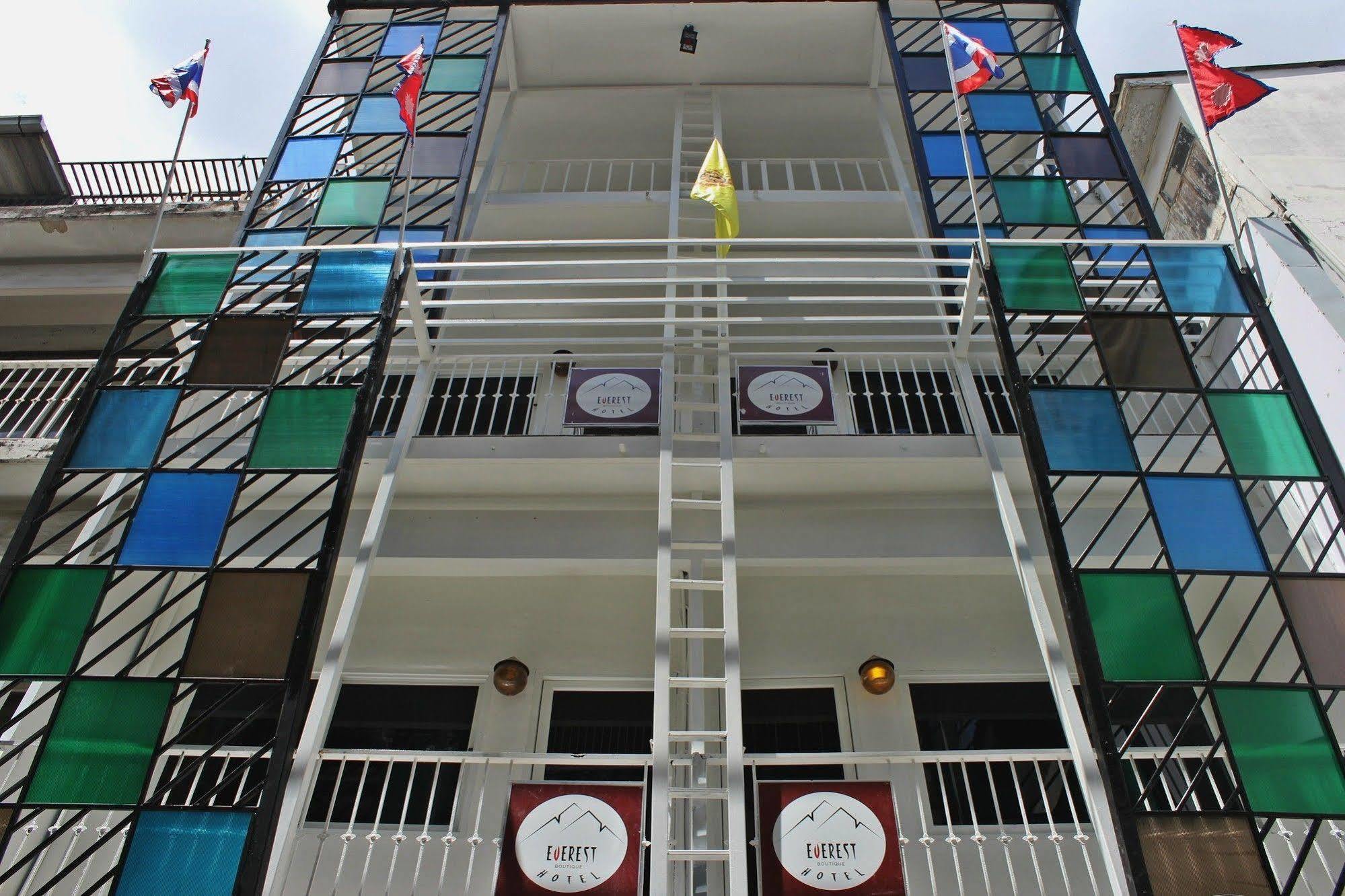 Everest Boutique Hotel 曼谷 外观 照片