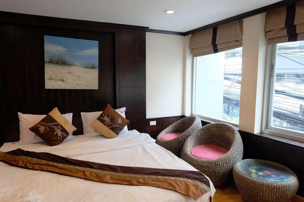 Everest Boutique Hotel 曼谷 外观 照片