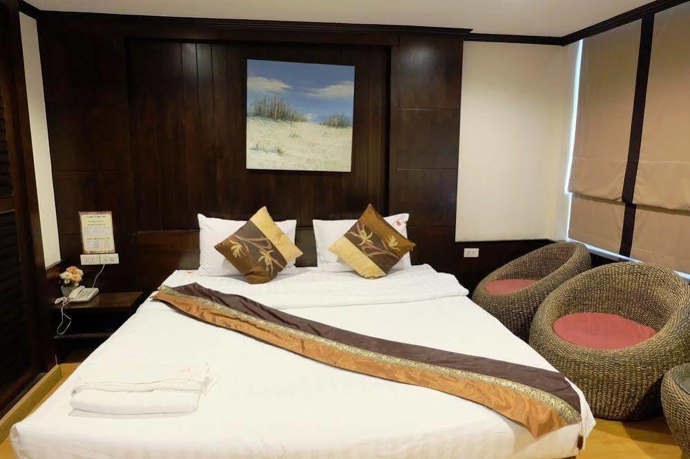 Everest Boutique Hotel 曼谷 外观 照片